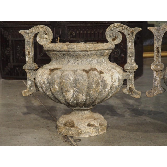 Plastic Pair of French Faux Limestone Jardiniere Theater Elements, 20th Century For Sale - Image 7 of 18