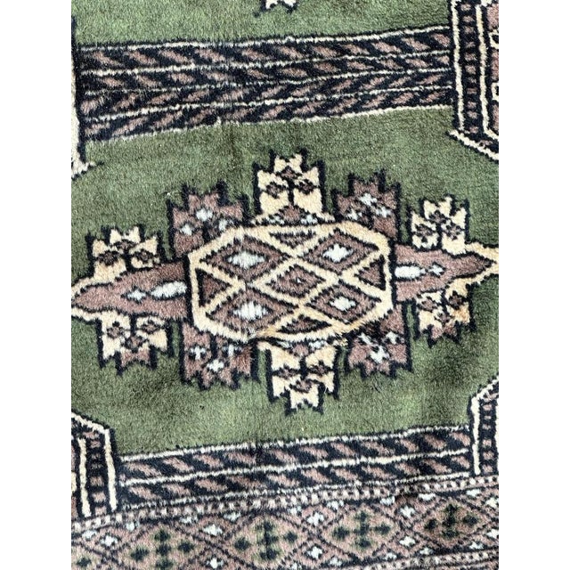 1980s Small Vintage Pakistani Rug from Bobyrugs, 1980s For Sale - Image 5 of 12