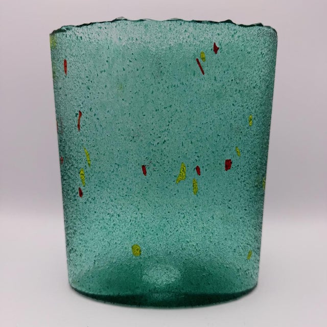 Large Emerald Green Antikva Glass Vase with Color Inclusions by Bertil Vallien for Kosta Boda, 1990s For Sale - Image 14 of 14