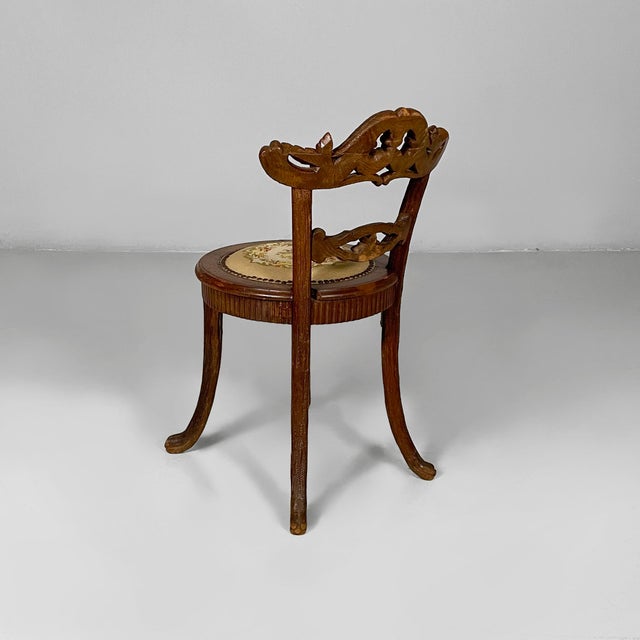 Italian 19th Century Style Chair in Wood and Embroidered Fabric, 1930s For Sale - Image 4 of 18