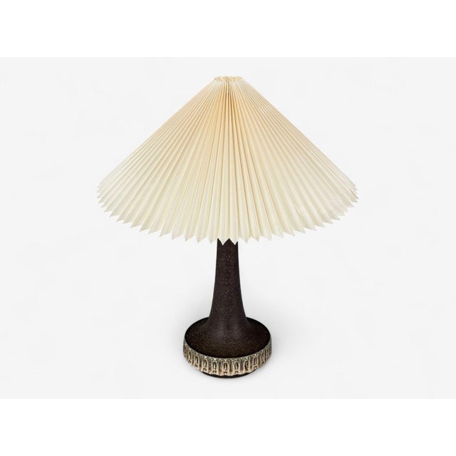 Mid-Century Modern Michael Andersen & Søn, Brown Stoneware, Large Table Lamp, Denmark, 1960s For Sale - Image 3 of 10