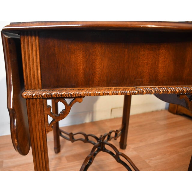 Brown 1950s English Chippendale Mahogany Drop-Leaf Side / Pembroke Table For Sale - Image 8 of 17