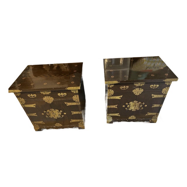 Pair of Vintage Korean Brass-Mounted Elm Wood Tansu Nightstands / Side Tables / Cabinets For Sale