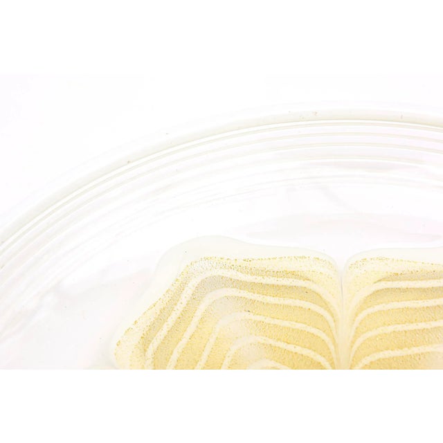 Vintage 1980's Murano Round White and Gold Aventurine Glass Flower Bowl For Sale In Miami - Image 6 of 8