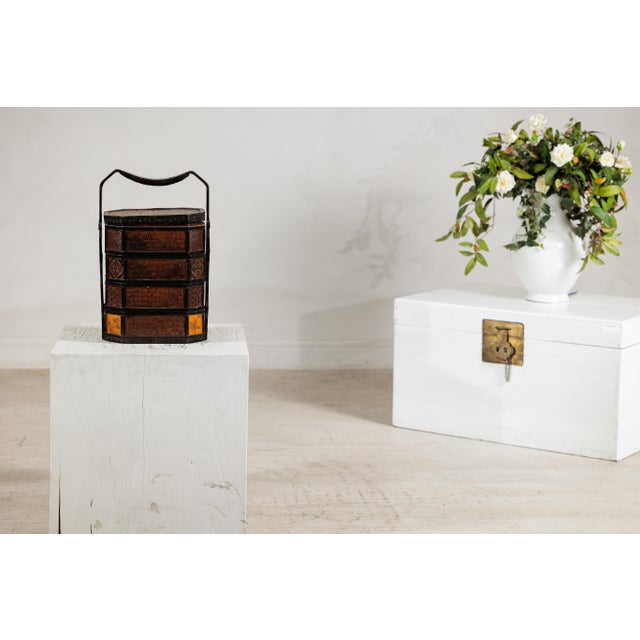 Mid 20th Century Chinese Hexagonal Four-Tier Woven Bamboo Basket with Carved Handle For Sale - Image 17 of 18