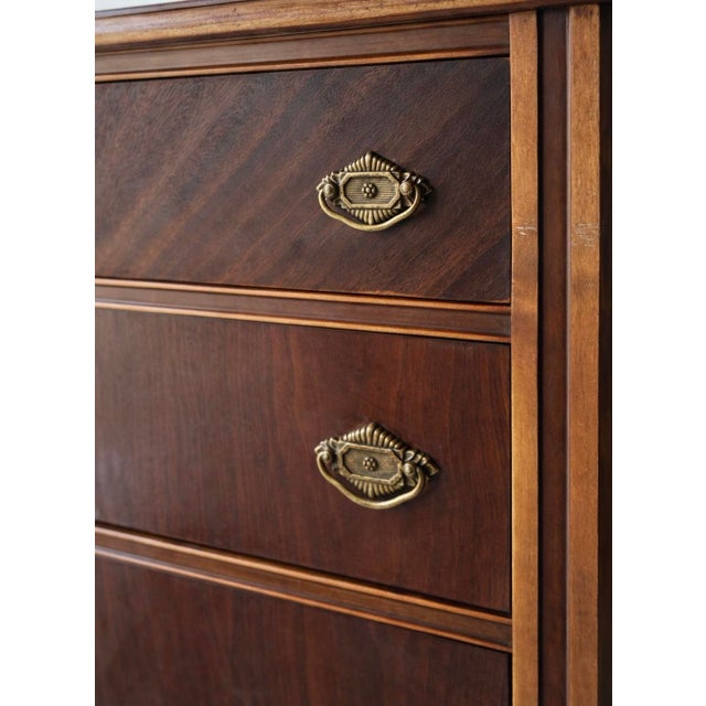 Victorian Late 19th Century American Mahogany Tall Chest With Chevron Veneer Drawer & Original Casters For Sale - Image 3 of 7