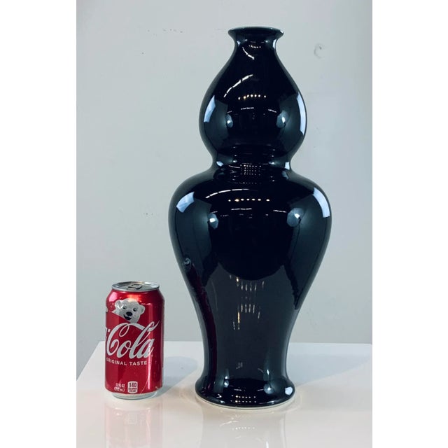 Modern Fine Chinese Black Glaze Porcelain Vase For Sale - Image 4 of 5