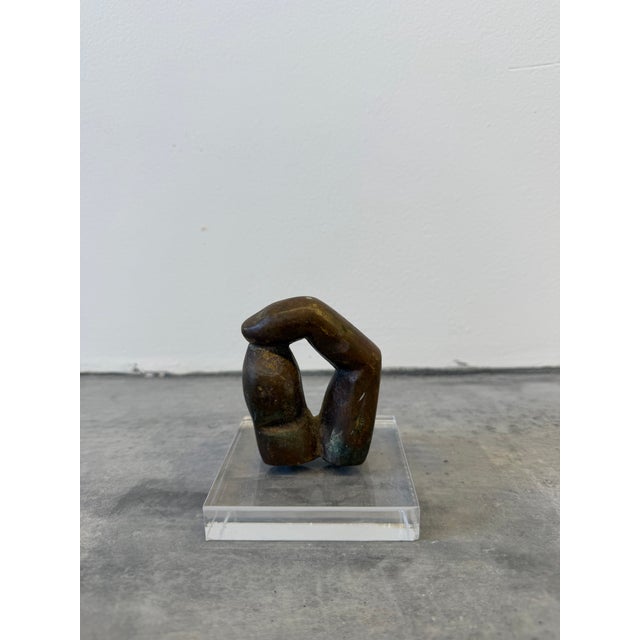 Brazilian Modern Bronze Sculpture of Two Fingers Snapping on Acrylic Base, 1980s For Sale - Image 6 of 10