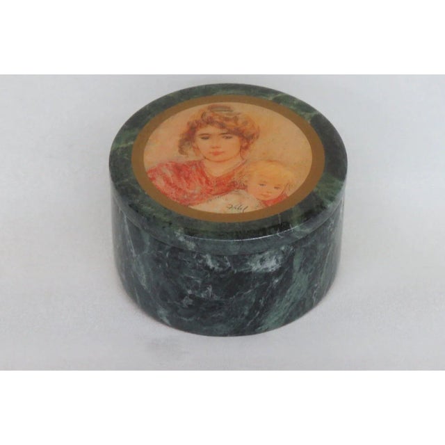 Edna Hibel Green Marble Mother and Child Cameo Trinket Box For Sale - Image 11 of 12