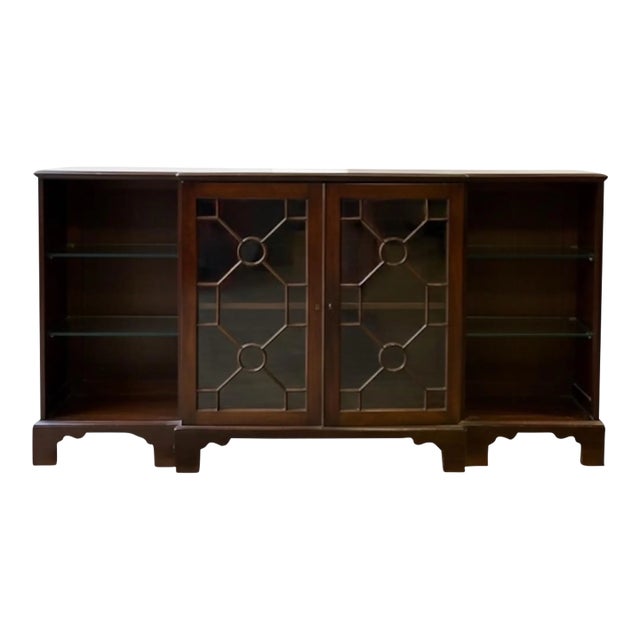 Early 19th-C. English Chinese Chippendale Carved Mahogany Bookcase / Cabinet For Sale