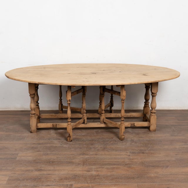 English 20th Century Bleached Oak English Wake Table Dropleaf Dining Table Console For Sale - Image 3 of 14