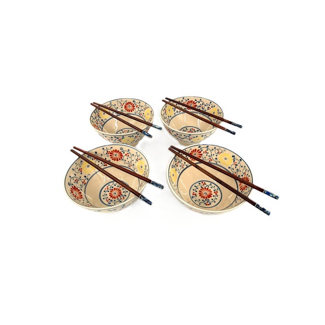 Set of 4 Handcrafted Bat Trang Vietnamese Ceramic Pho or Ramen Bowls With Floral Motifs For Sale - Image 4 of 12