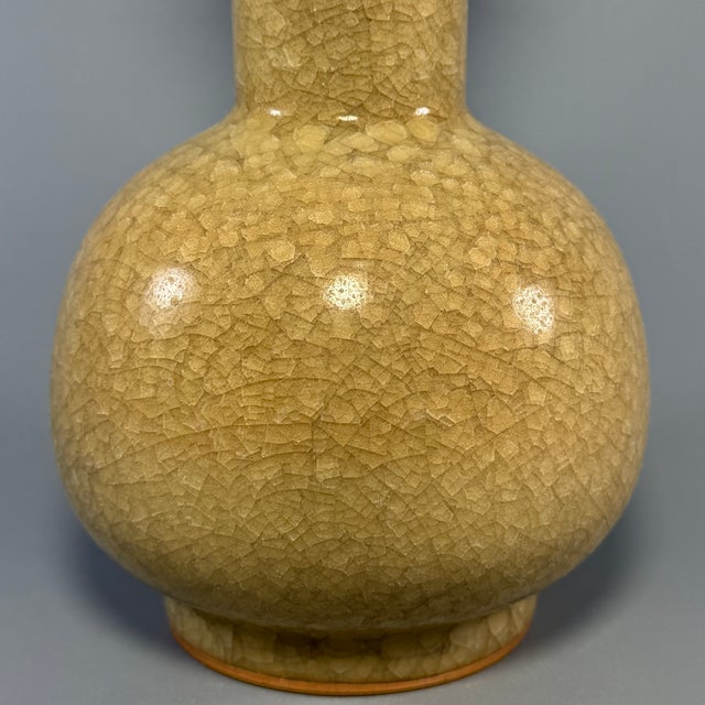 Antique Chinese Official‑Ware Crackle‑Glaze Long‑Neck Porcelain Vase, Plate‑Mouth Vase For Sale - Image 4 of 7