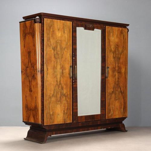 Art Deco Wardrobe in Walnut For Sale - Image 14 of 14