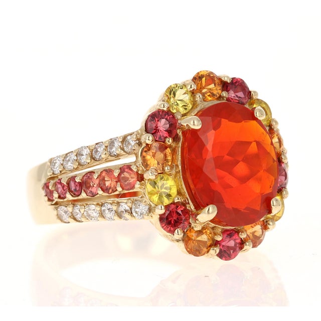 Contemporary 4.29 Carat Oval Cut Fire Opal Sapphire Diamond Yellow Gold Cocktail Ring Size 7 For Sale - Image 3 of 7