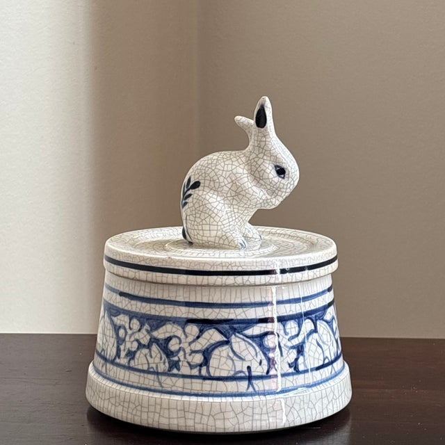 1970s 1970s Dedham Potting Shed Covered Rabbit Box For Sale - Image 5 of 18