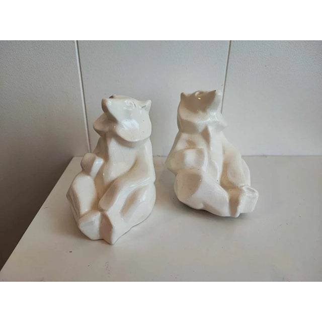 Art deco, porcelain teddy bears, propolis, signed, dimensions: height 13 cm, width 10 cm, depth 10 cm. 2 available.