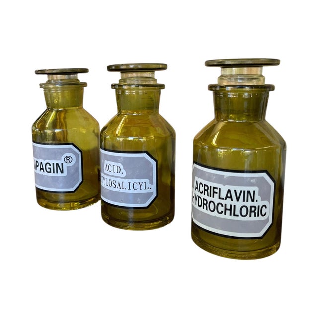 1970s Set of 3 Vintage Olive Green Toned Glass Apothecary Bottles With Glass Stoppers and Pharmacy Labels. For Sale - Image 5 of 9
