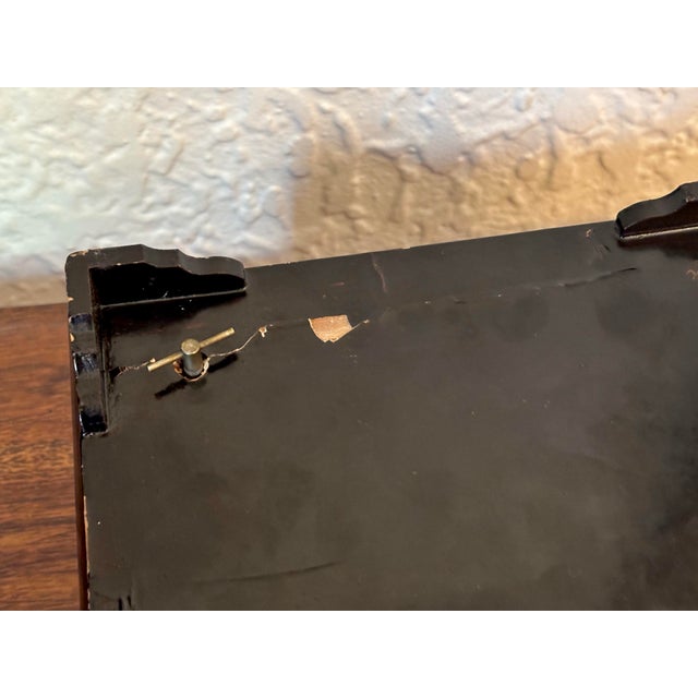 1970s Vintage Chinese Lacquered Jewelry Box With Mother of Pearl For Sale - Image 11 of 12