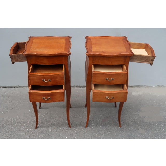 Brown 1950s Set of Two French Louis XV Style Nightstands. For Sale - Image 8 of 13