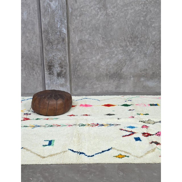 Textile Moroccan Azilal Wool Rug - 9.5 X 6.3 Ft For Sale - Image 7 of 8