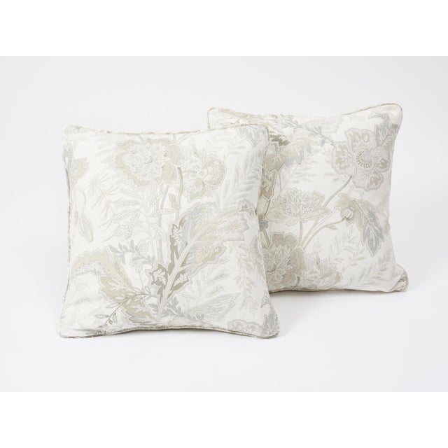 Based on a 19th century French Indienne print and reinterpreted on a fine linen ground, the all-over Sandoway Vine floral...