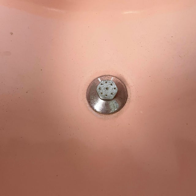 Italian Art Deco Pink Ceramic Bidet and Sink, 1920s, Set of 2 For Sale - Image 14 of 18