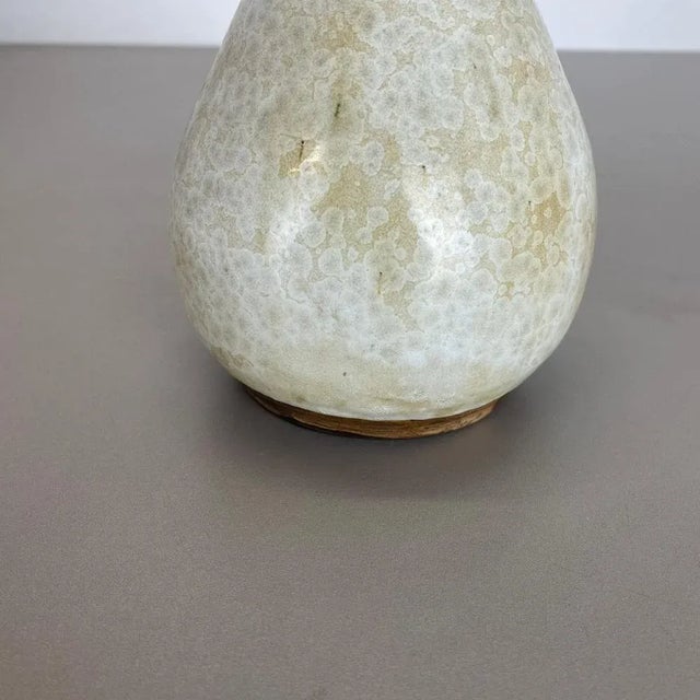 Beige Abstract Ceramic Studio Pottery Vase from Gerhard Liebenthron, Germany, 1970s For Sale - Image 8 of 10
