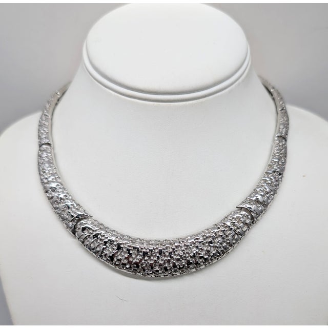 American Vintage 1980s Signed Monet Rhodium Plated Textured Collar Necklace For Sale - Image 3 of 8