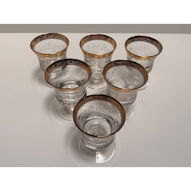 Murano Wine Glasses with Gilt Medici Rims, 1970s, Set of 6 For Sale - Image 10 of 11
