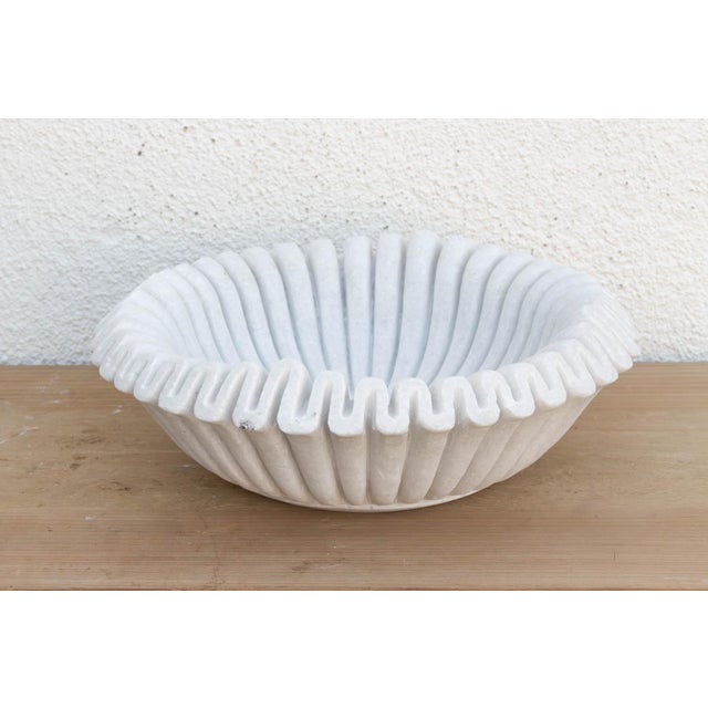 Grand Fluted Marble Catch-All For Sale In Los Angeles - Image 6 of 7