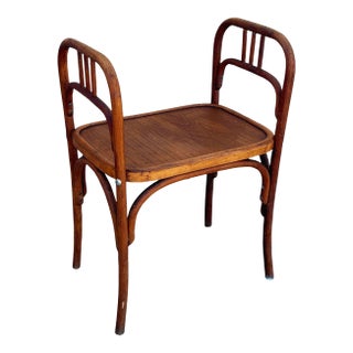 Early 20th Century Vienna Secession Bent Oak Bench W/ Side Arms Attributed to Fischel Söhne For Sale