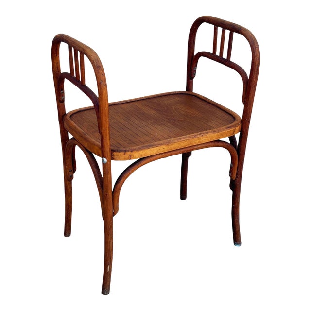 Early 20th Century Vienna Secession Bent Oak Bench W/ Side Arms Attributed to Fischel Söhne For Sale
