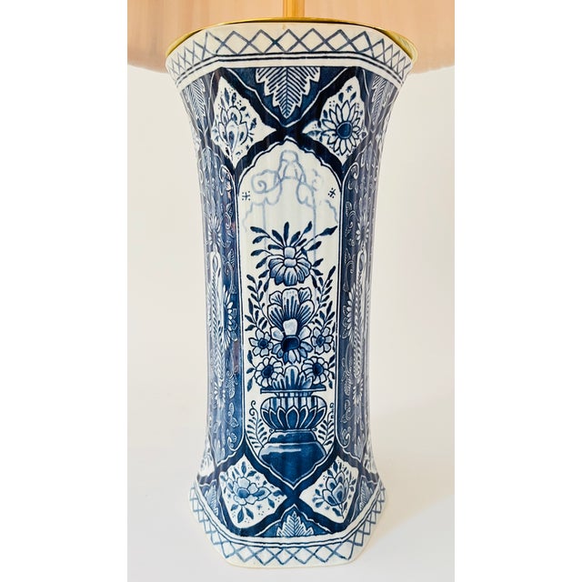 Antique Pillar Lamps from Royal Delft, 1930, Set of 2 For Sale - Image 3 of 8