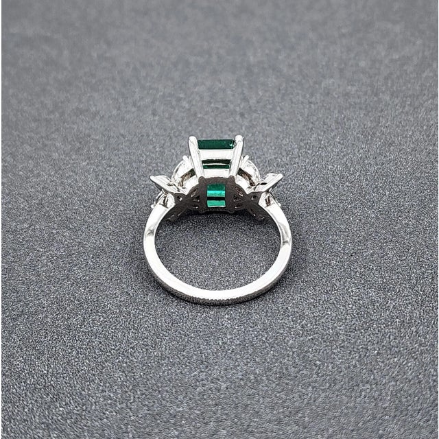 Metal 2.83 Ct Gia Certified Zambian Emerald & Diamond Ring Size 6.5 For Sale - Image 7 of 9