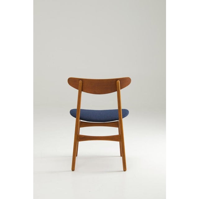 1950s Vintage CH30 Dining Chairs by Hans J. Wegner for Carl Hansen & Søn, 1950s, Set of 4 For Sale - Image 5 of 16