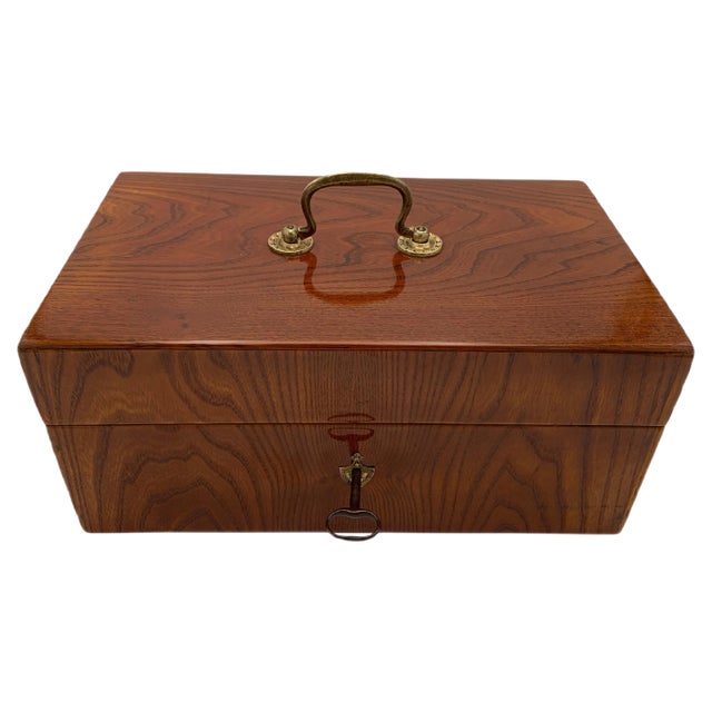 Biedermeier Box, Ash Veneer, South Germany, circa 1830 For Sale