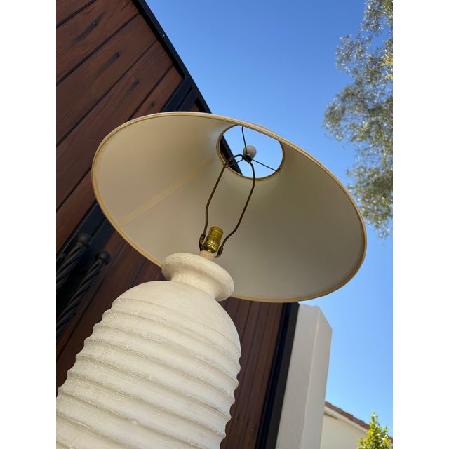 Vintage 1980s Postmodern White 1980s White Plaster Textured Ribbed Floor Lamp With Original Lamp Shade For Sale - Image 9 of 12