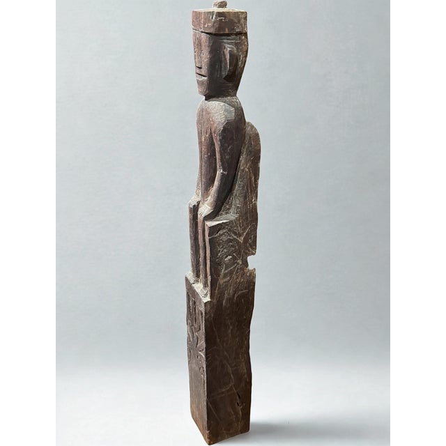 Asian Style Vintage Dayak Hampatong Guardian Figure - Indonesian Tribal Ancestor Sculpture, Borneo Ironwood 30.25" For Sale - Image 4 of 13