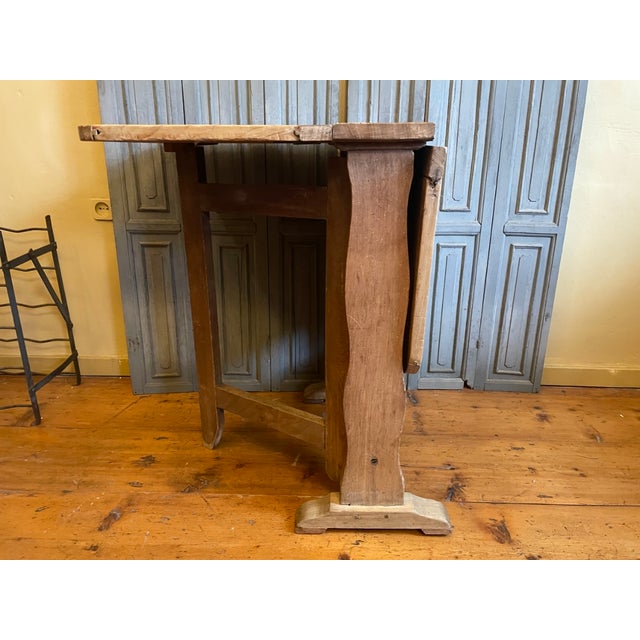 French Wine Tasting Folding Side Table in Beech, 1890s For Sale - Image 6 of 16