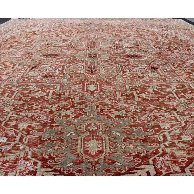 Gray Green, Taupe Border, Soft Red Heriz With Geometric Medallion 11'6 X 14'5 For Sale - Image 10 of 16
