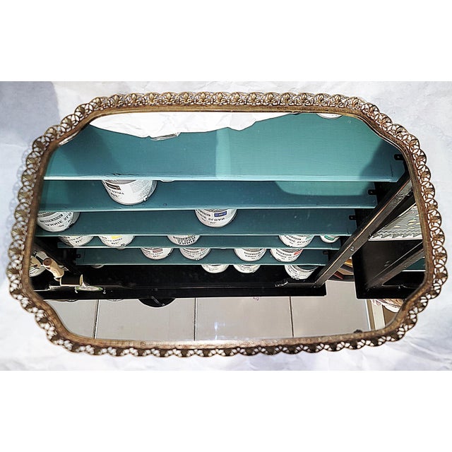 1950s Hollywood Regency MIrrored Perfune Tray For Sale - Image 4 of 6