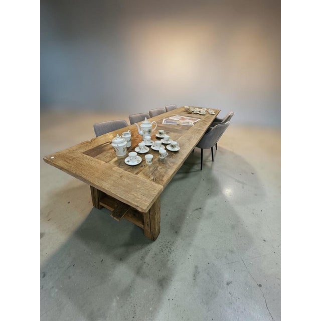Very nice product, very sturdy This piece has an attribution mark, I am sure that it is completely authentic and take full...