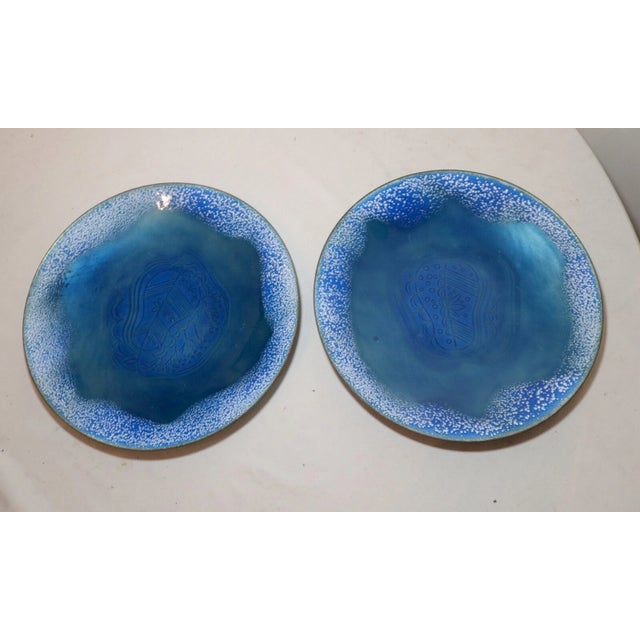 1990s Handmade Pair of Thelma Winter Blue Enameled Decorative Art Collector Plates For Sale - Image 5 of 11