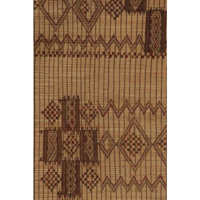 Title: Vintage Tuareg Mat, Beige-Brown Tribal Geometric Patterns - Rug & Kilim For Sale In New York - Image 6 of 10