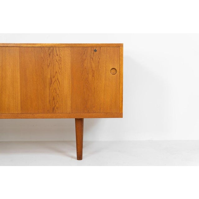 RY26 Sideboard by Hans J. Wegner for Ry Møbler For Sale - Image 9 of 14