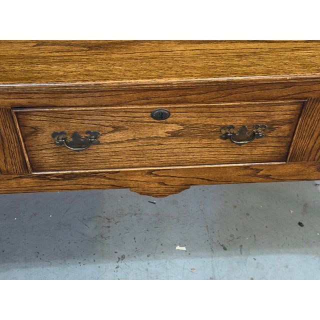 Mid-Century English Georgian Style Oak Welsh Dresser & Open Plate Rack For Sale - Image 11 of 12