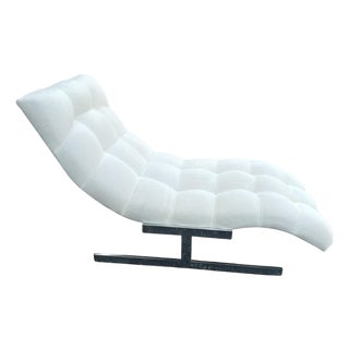Vintage Lounge Chair Attributed to Milo Baughman For Sale