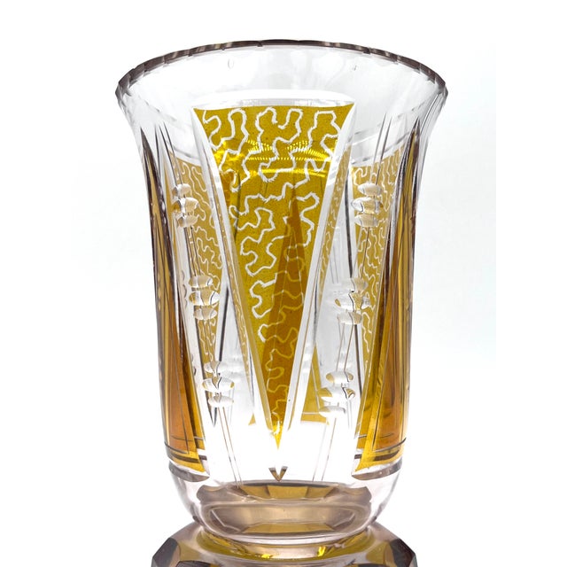 Antique Bohemian Biedermeier Crystal Vase attributed to Moser Carlsbad, 1850 For Sale - Image 3 of 16