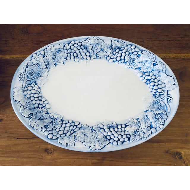 Rustic European 1980s Blue & White Grapes Majolica Serving Platter, Made in Portugal For Sale - Image 3 of 7
